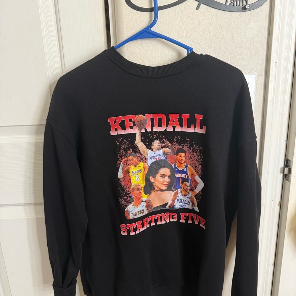 Black Graphic Women Sweater